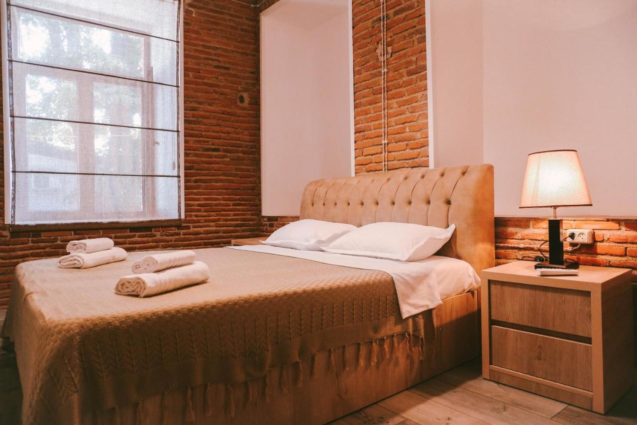 Hotel Old Chache House Telavi Esterno foto