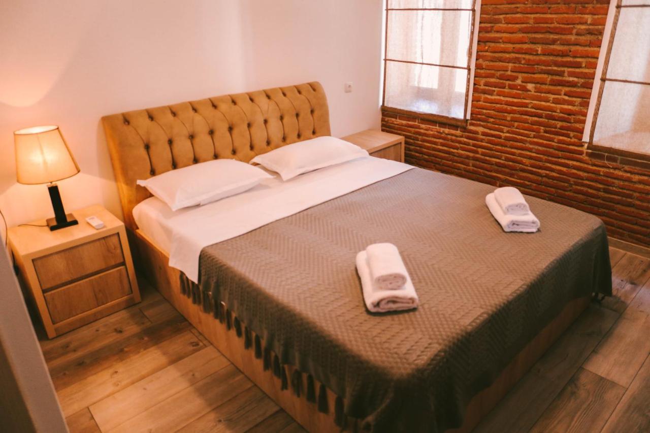 Hotel Old Chache House Telavi Esterno foto